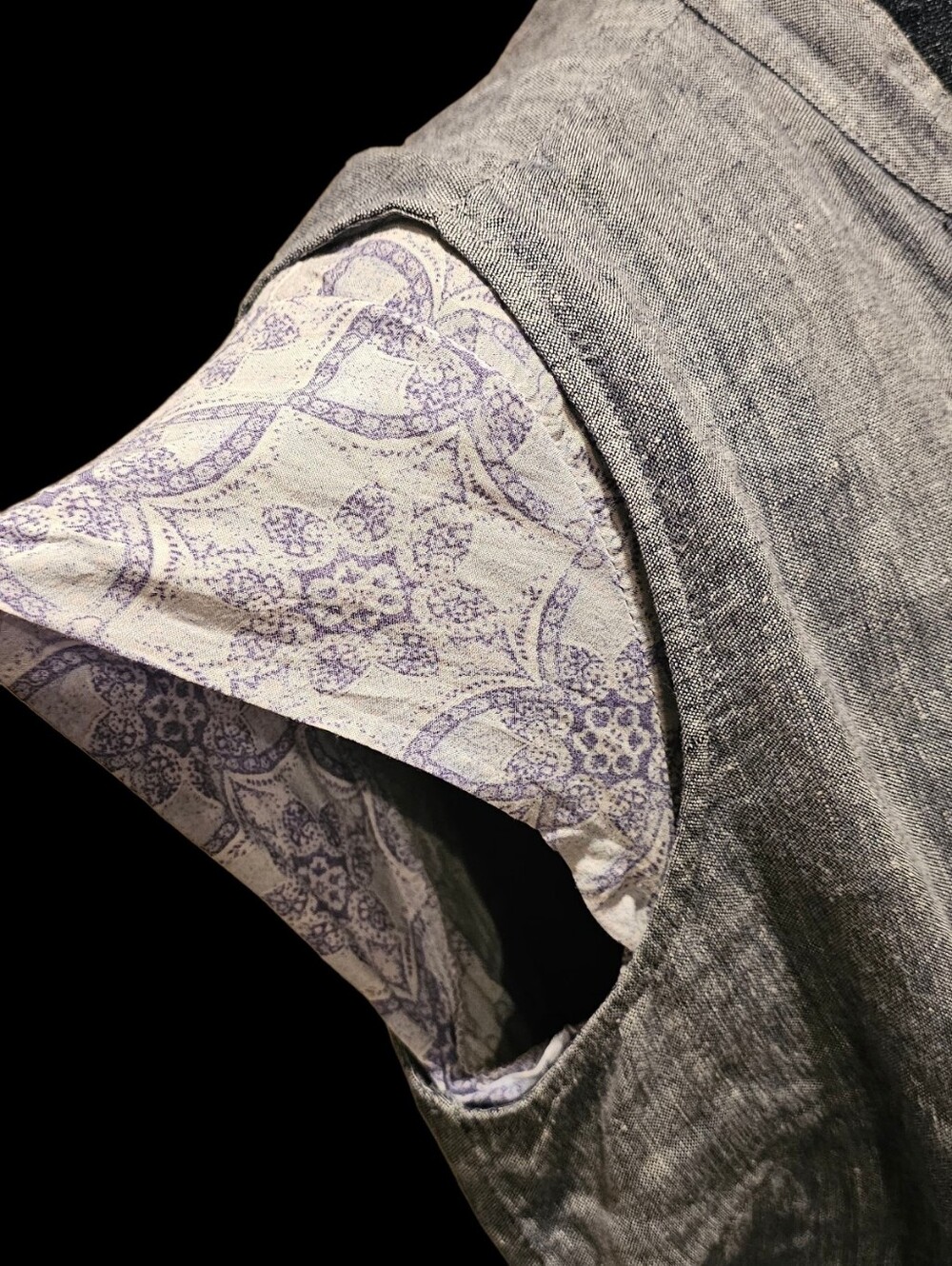 2 For 1š!! Lightweight Linen-Blend Tie-Waist Vest & Patterned Sleeve Blouse - Picture 5 of 9